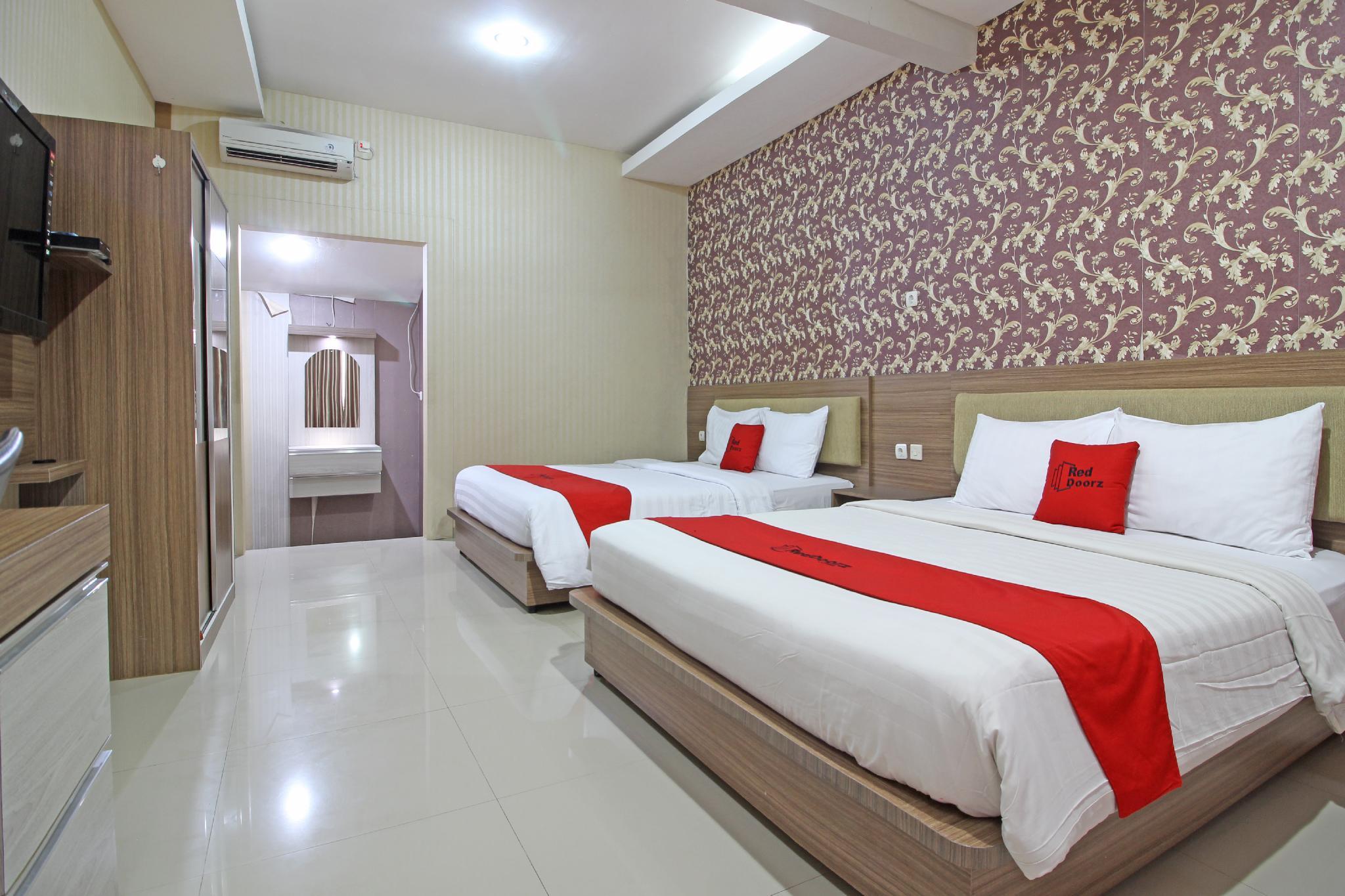 Reddoorz Near Jogja City Mall Melati Exterior photo