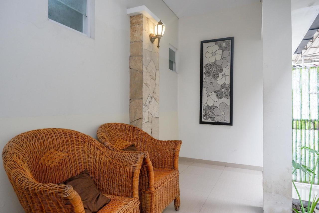 Reddoorz Near Jogja City Mall Melati Exterior photo